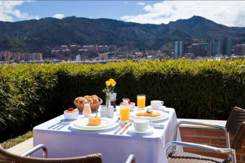 Santafe Boutique Hotel Bogotá Esterno foto